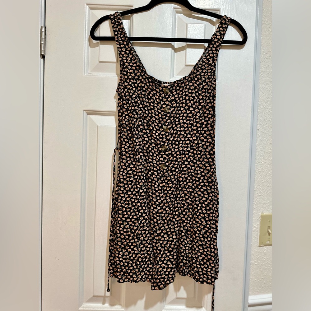 American Eagle XS black floral romper